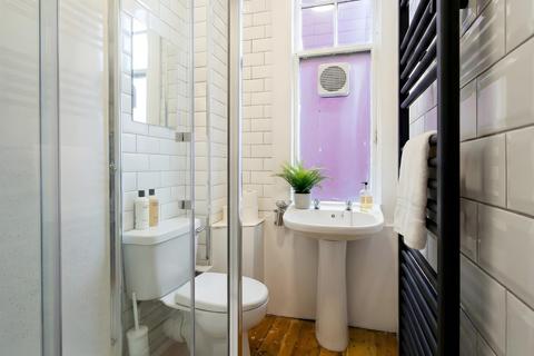 undefined, Clarence Drive, Glasgow, G12