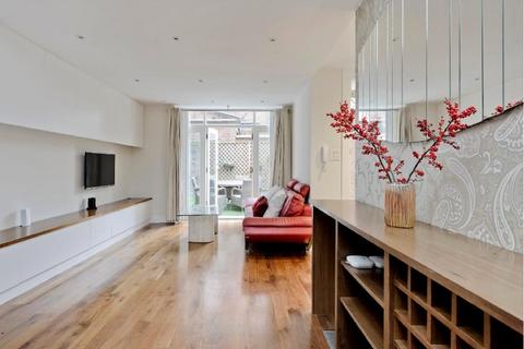 2 bedroom apartment to rent, Eton Avenue, London, NW3