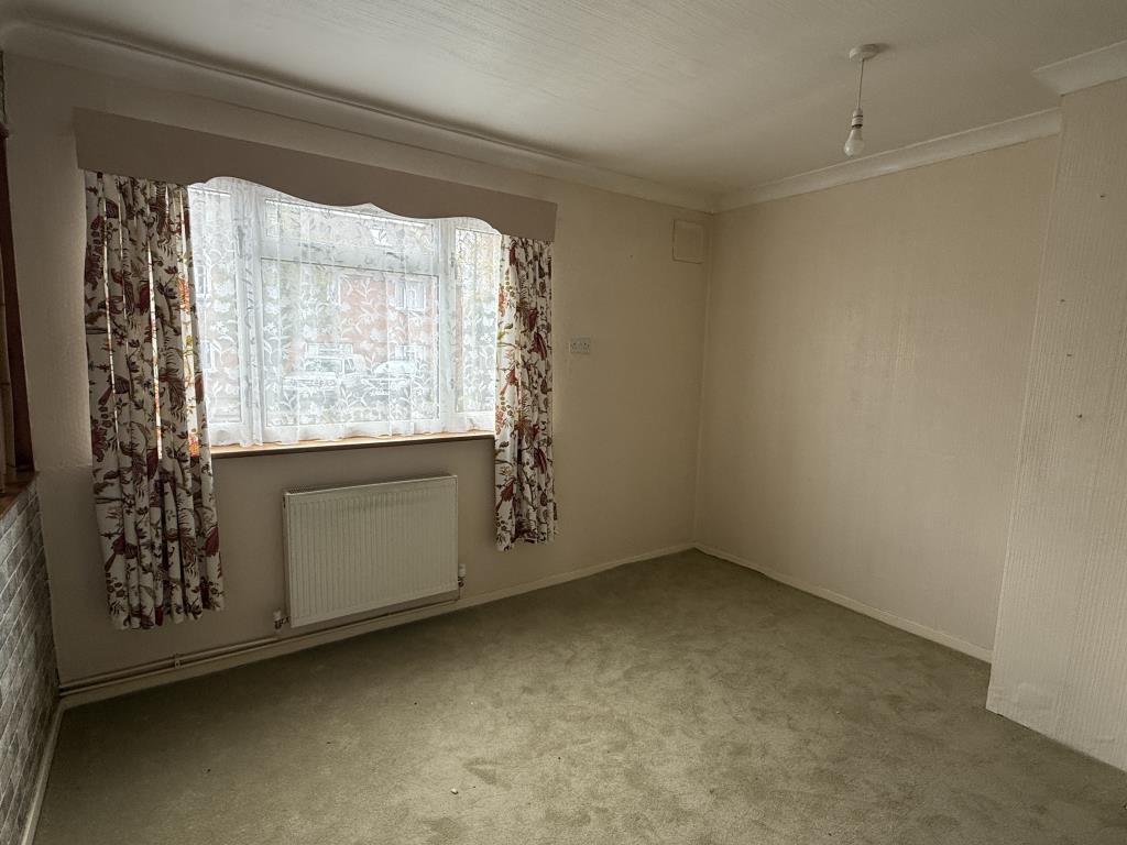 Dining Room in House in need of refurbishment