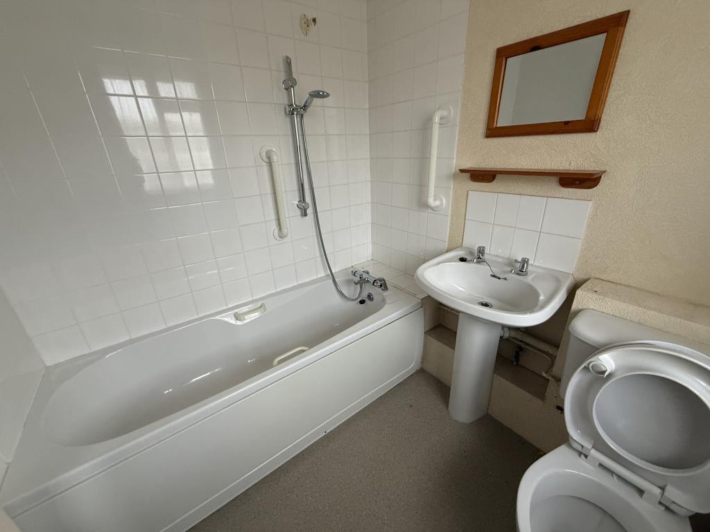Bathroom in House in need of refurbishment