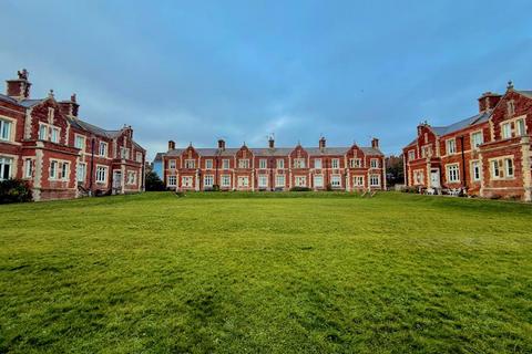 Flat for sale, Coastguard Cottages, Victoria Parade, Ramsgate, Kent