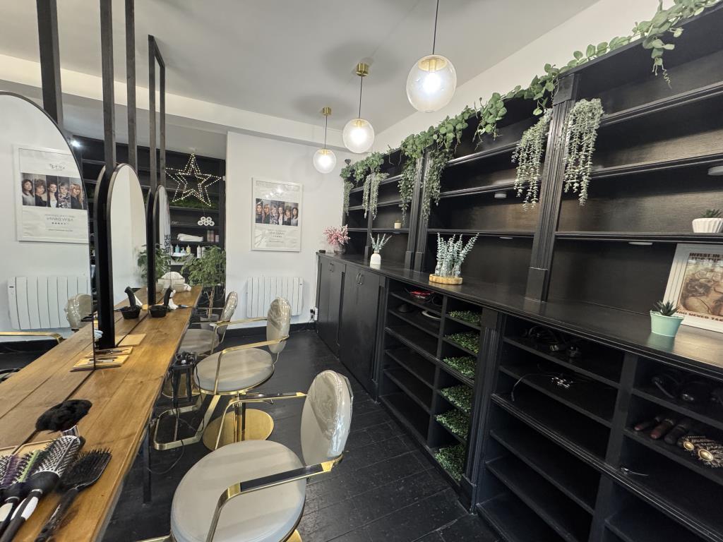 Salon