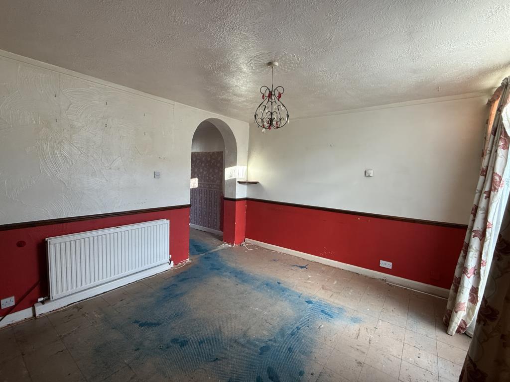 Living Room in House in Need of Improvement
