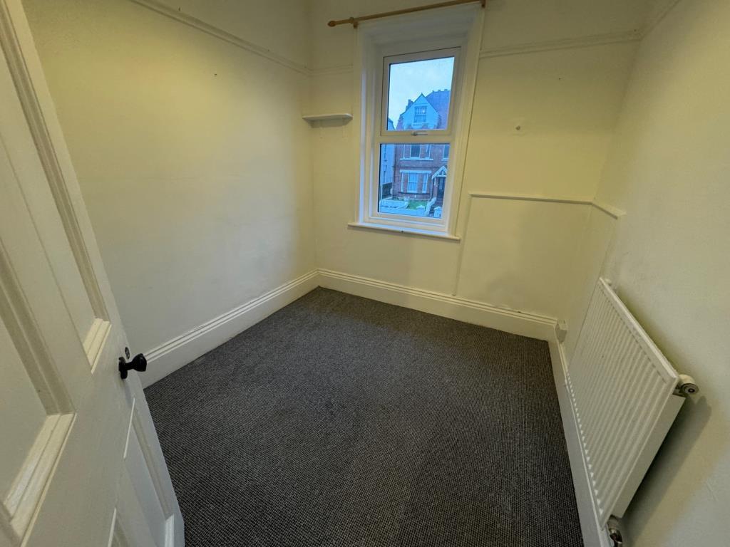 250a-box room
