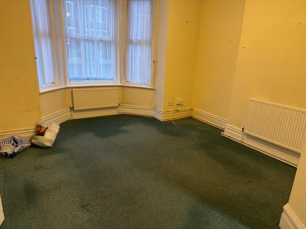 Ground floor flat living room
