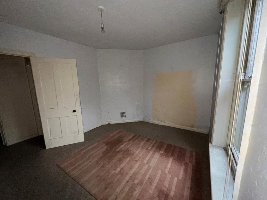 14a Tower Road Bedroom