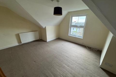 4 bedroom block of apartments for sale, 17 Norwood Street, Ashford, Kent