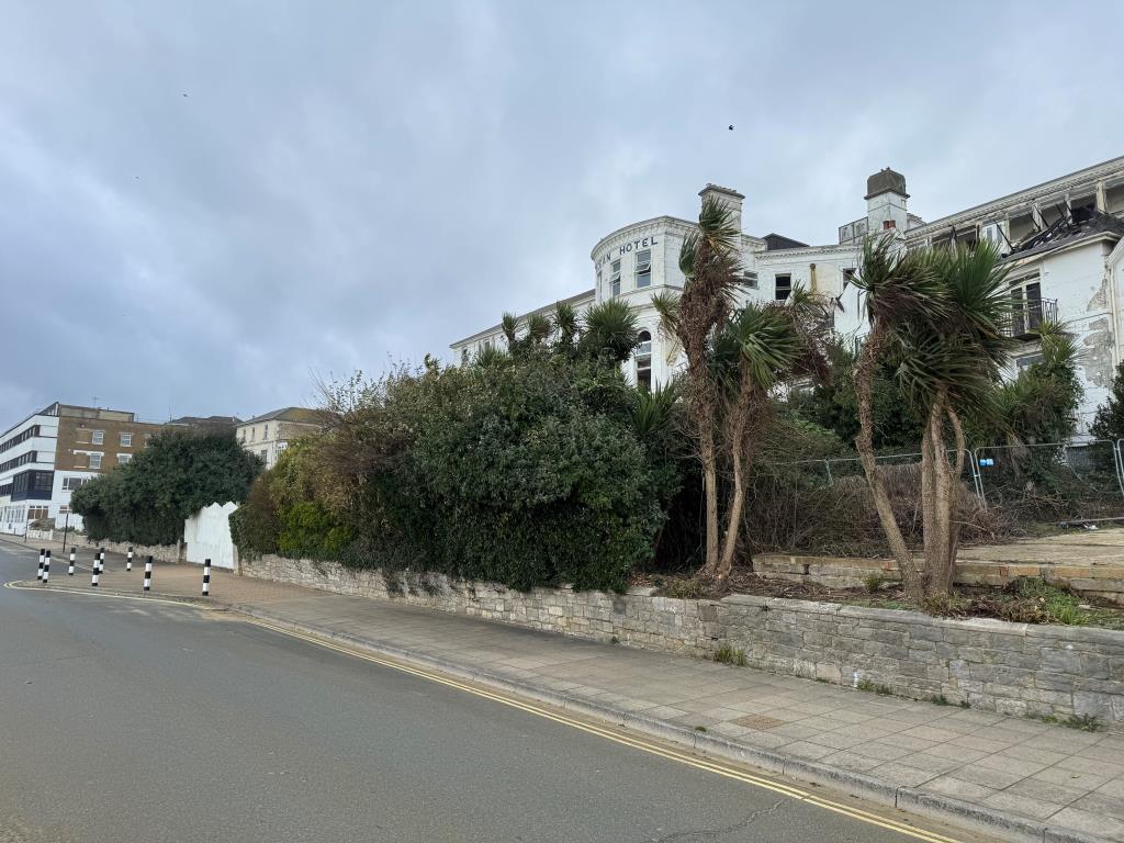 A view from the seafront from the alternative elev
