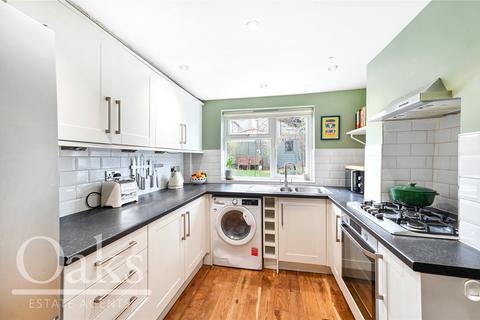 3 bedroom terraced house for sale, Watcombe Road, South Norwood