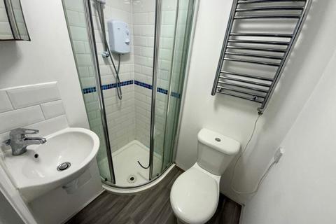 1 bedroom flat for sale, Flat 2, 39 High Street, Maidstone, Kent