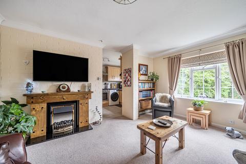 1 bedroom flat for sale, The Moorings, Surrey GU26