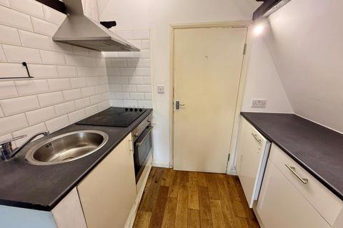 1 bedroom flat for sale, Flat 3, 39 High Street, Maidstone, Kent