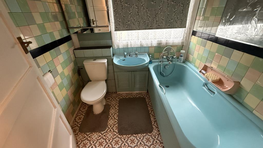 Internal image of bathroom from landing