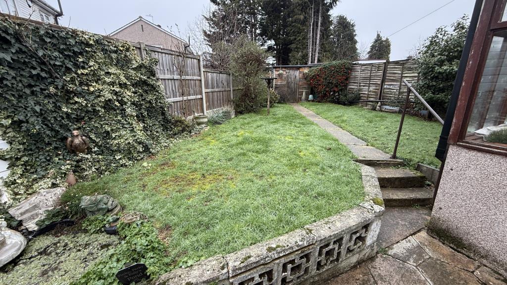 External image of garden from patio