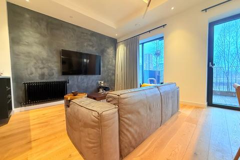 2 bedroom apartment to rent, Modena House, London City Island, London, E14