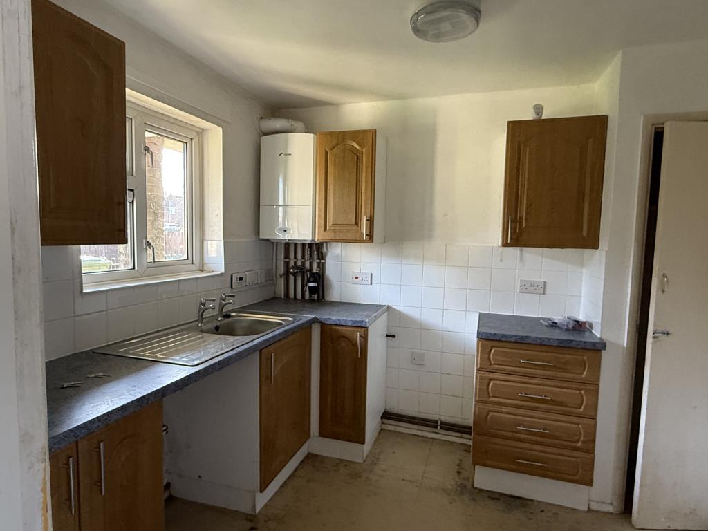 Kitchen in Flat for Improvement