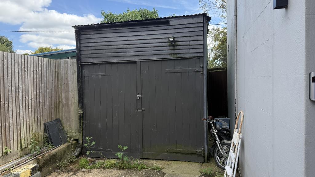External image of Garage close up