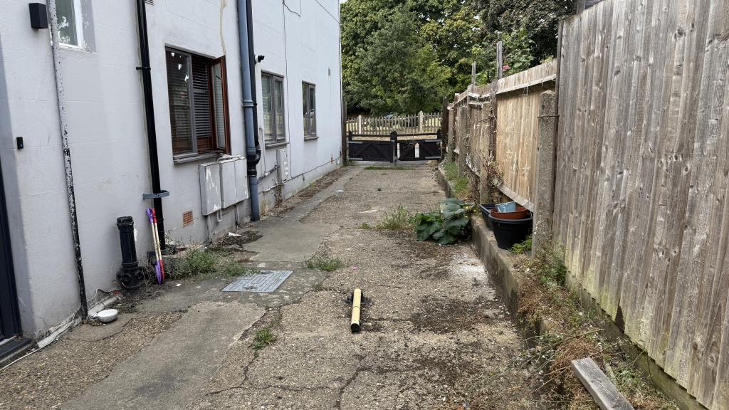 External image of driveway from garage front