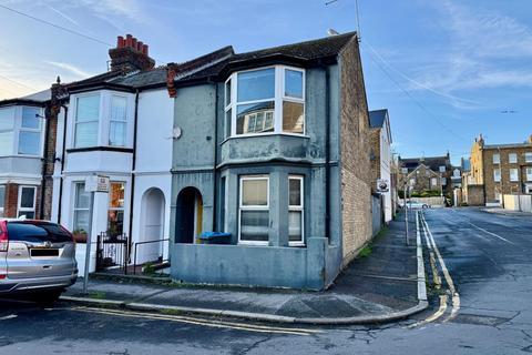 3 bedroom terraced house for sale, 16 Dundonald Road, Broadstairs, Kent