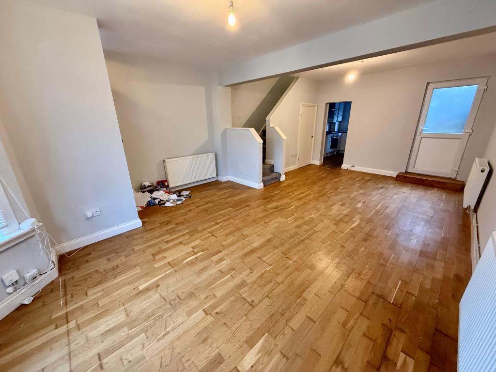Living/dining room