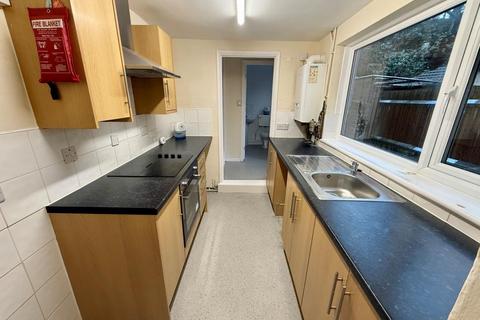 4 bedroom terraced house for sale, 15 Hartington Street, Chatham, Kent