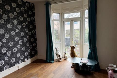 4 bedroom end of terrace house for sale, 17 St. Johns Road, Croydon