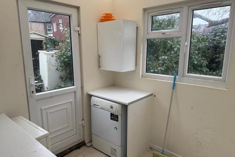 4 bedroom end of terrace house for sale, 17 St. Johns Road, Croydon