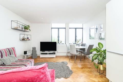2 bedroom flat for sale, 41 Friars House, 6 Parkway, Chelmsford, Essex