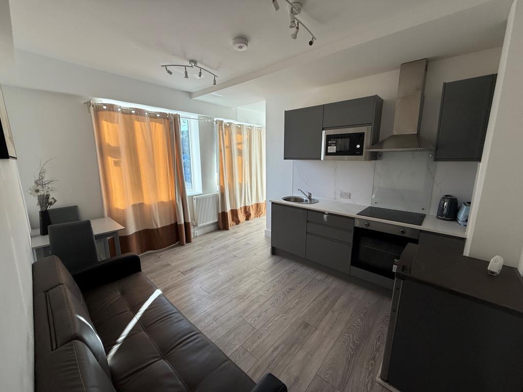 Kitchen Flat 1