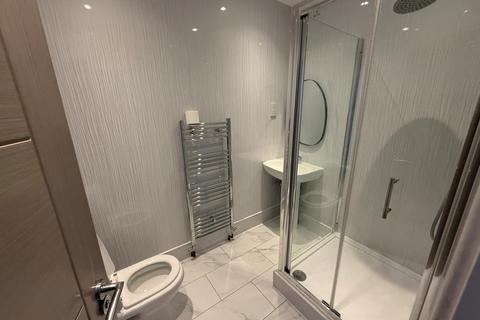 4 bedroom block of apartments for sale, 123/125 Boxley Road, Maidstone, Kent