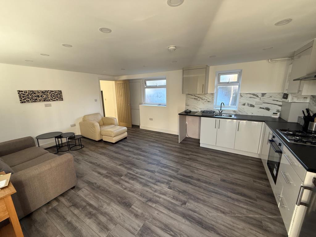 Kitchen Flat 4