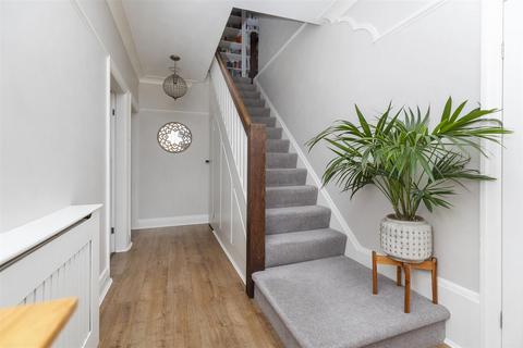 4 bedroom semi-detached house for sale, Lawrence Road, Huddersfield HD1