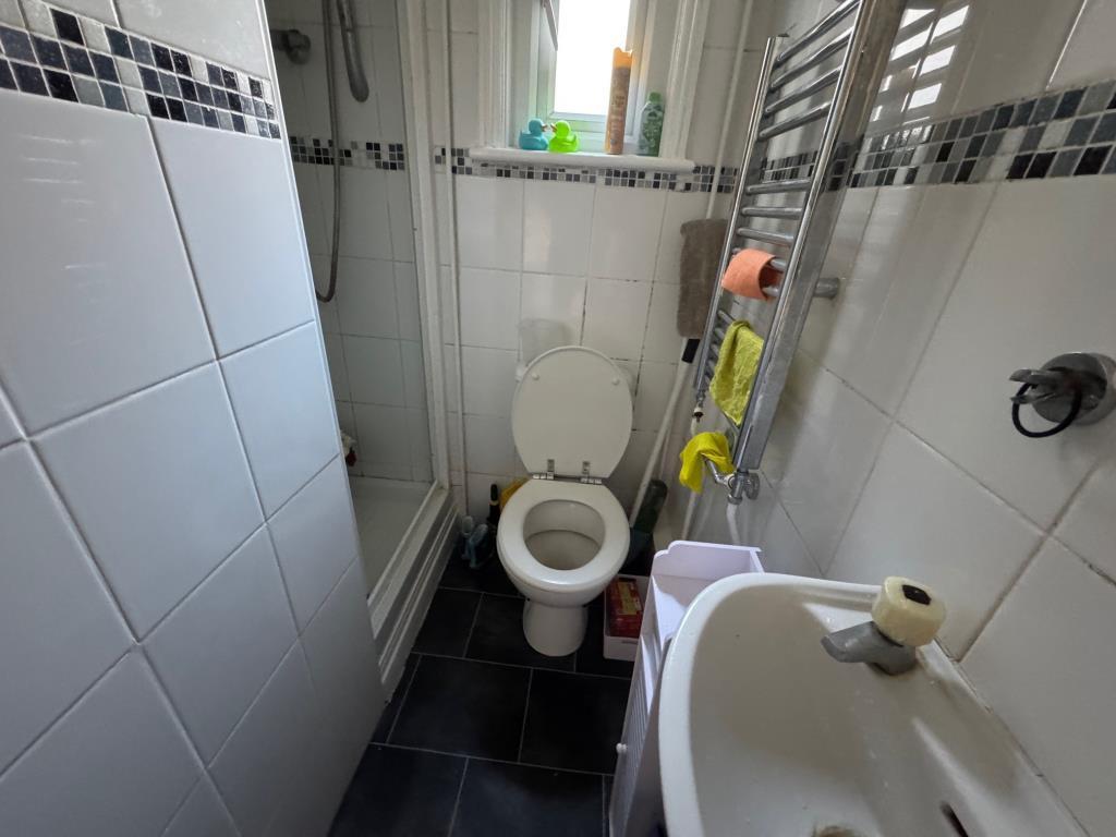First floor flat shower room