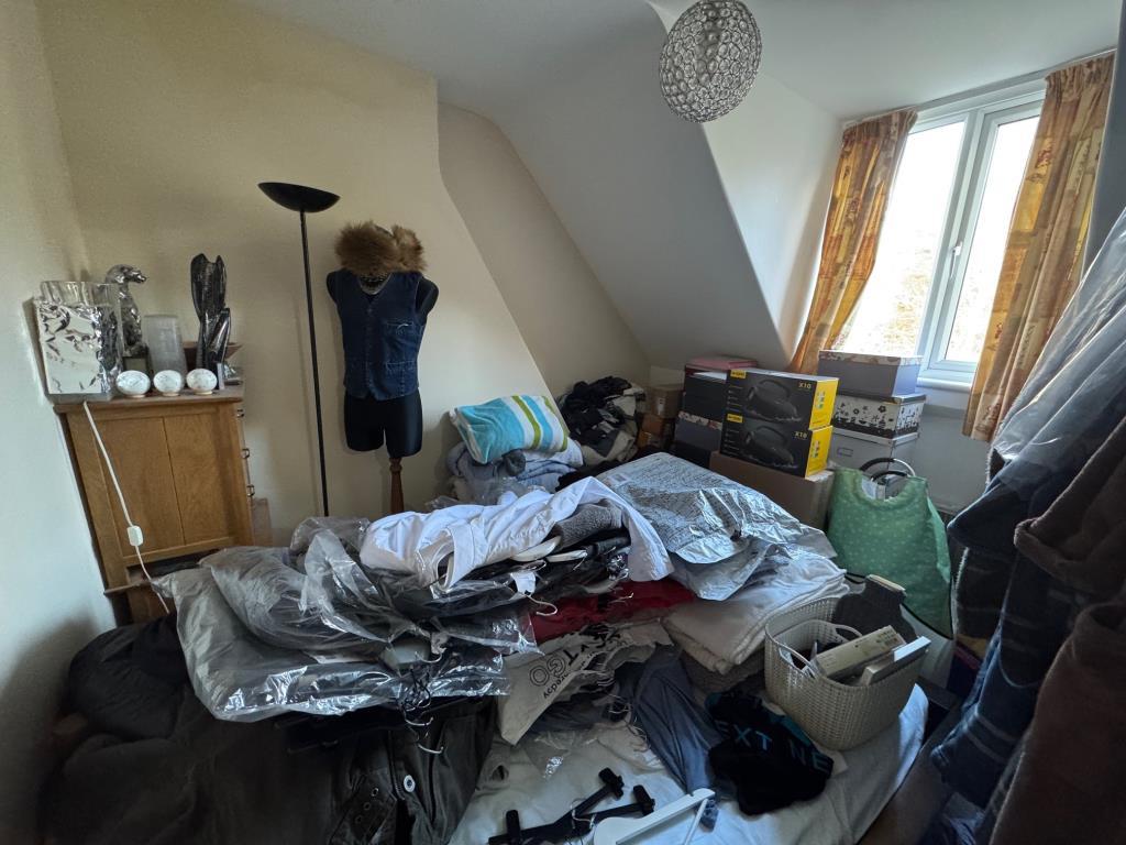 Top maisonette bedroom 1