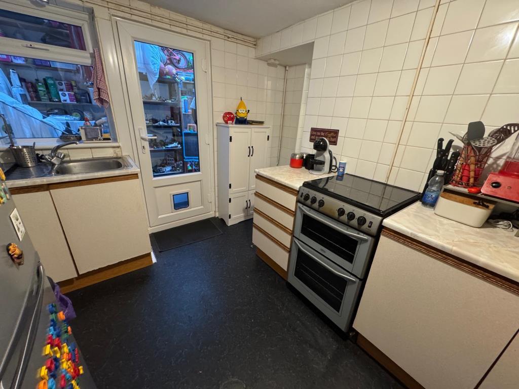 Ground floor flat alternative view