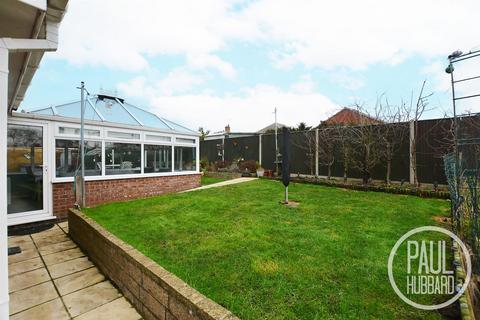 undefined, Belmont Gardens, Oulton Broad, NR32