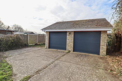 Mixed use for sale, 63 Havant Road, Hayling Island, Hampshire
