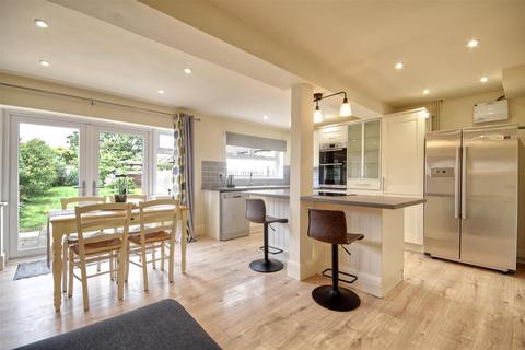 3 bedroom semi-detached house for sale, Broad Oak