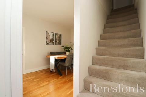 3 bedroom semi-detached house for sale, Primrose Hill, Chelmsford, CM1