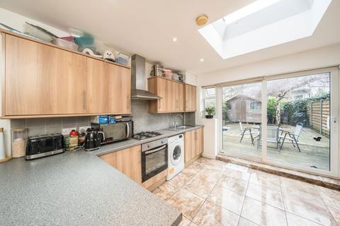 3 bedroom semi-detached house for sale, Seely Road, London SW17