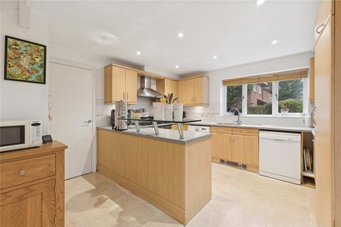 5 bedroom detached house for sale, Bewdley Close, Harpenden, Hertfordshire, AL5