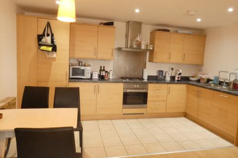 2 bedroom flat to rent, Lovelace House, West Ealing