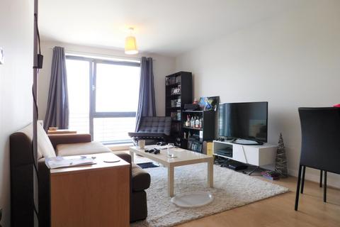 2 bedroom flat to rent, Lovelace House, West Ealing