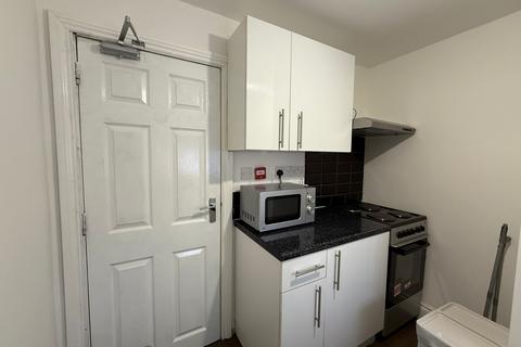 undefined, Chapel Road, Hounslow TW3