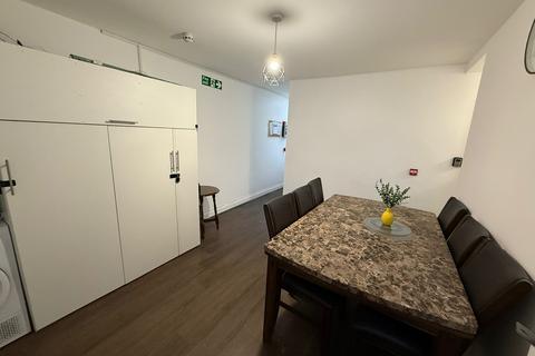 undefined, Chapel Road, Hounslow TW3