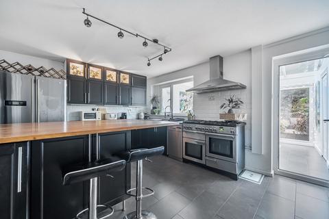 3 bedroom terraced house for sale, Maple Way, Hampshire GU35