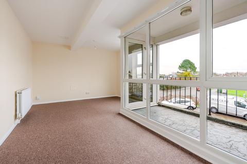 3 bedroom maisonette to rent, Parton Road, Aylesbury