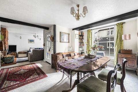 3 bedroom cottage for sale, Storrington - central village location