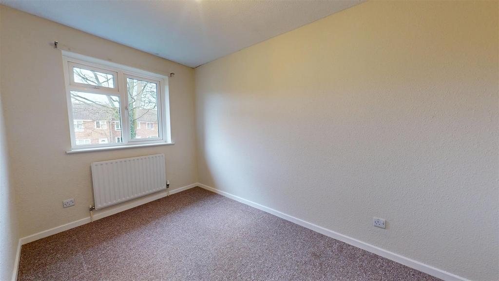 Roundway, 26 Bedroom two.jpg