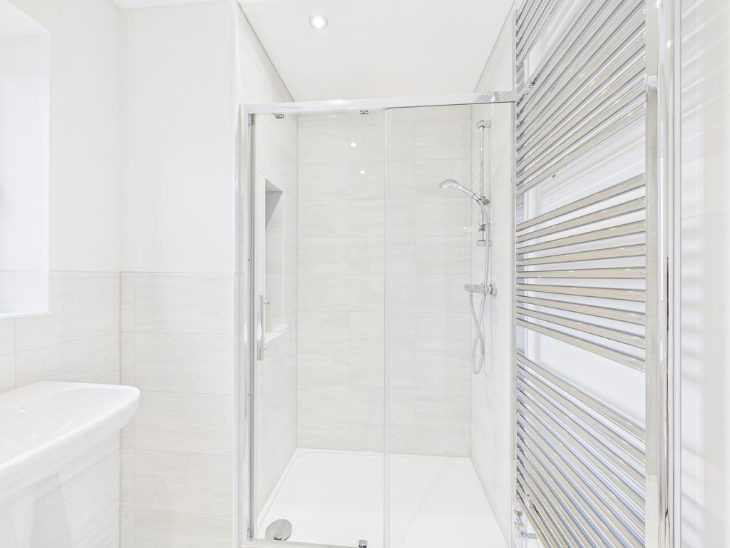 Denver SP Family Bathroom